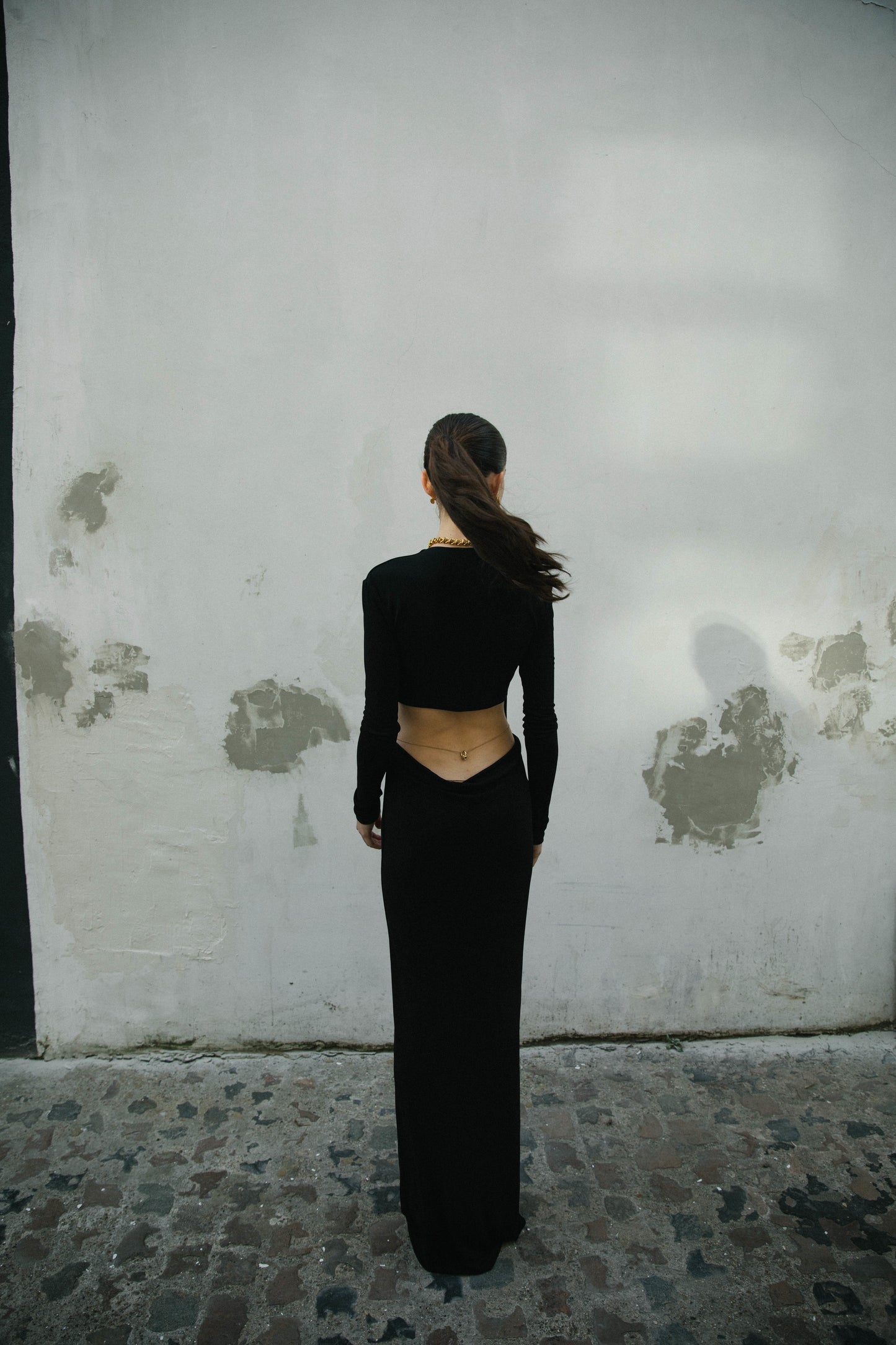 Nevis - The Backless Dress